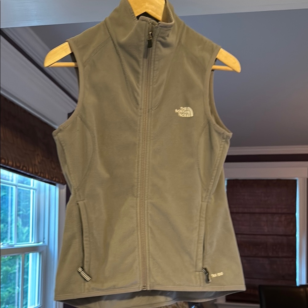 The North Face Women's Grey Fleece Vest